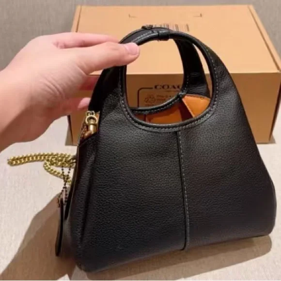 NWT Coach Lana 19 - Picture 4 of 9